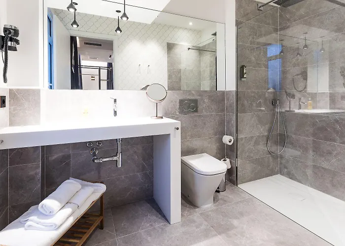 Hotel Eugenia Boutique 3*