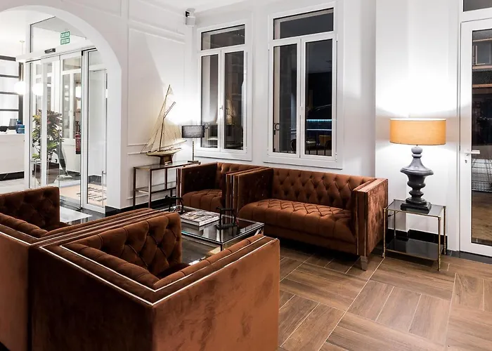 Eugenia Boutique Hotel 3*